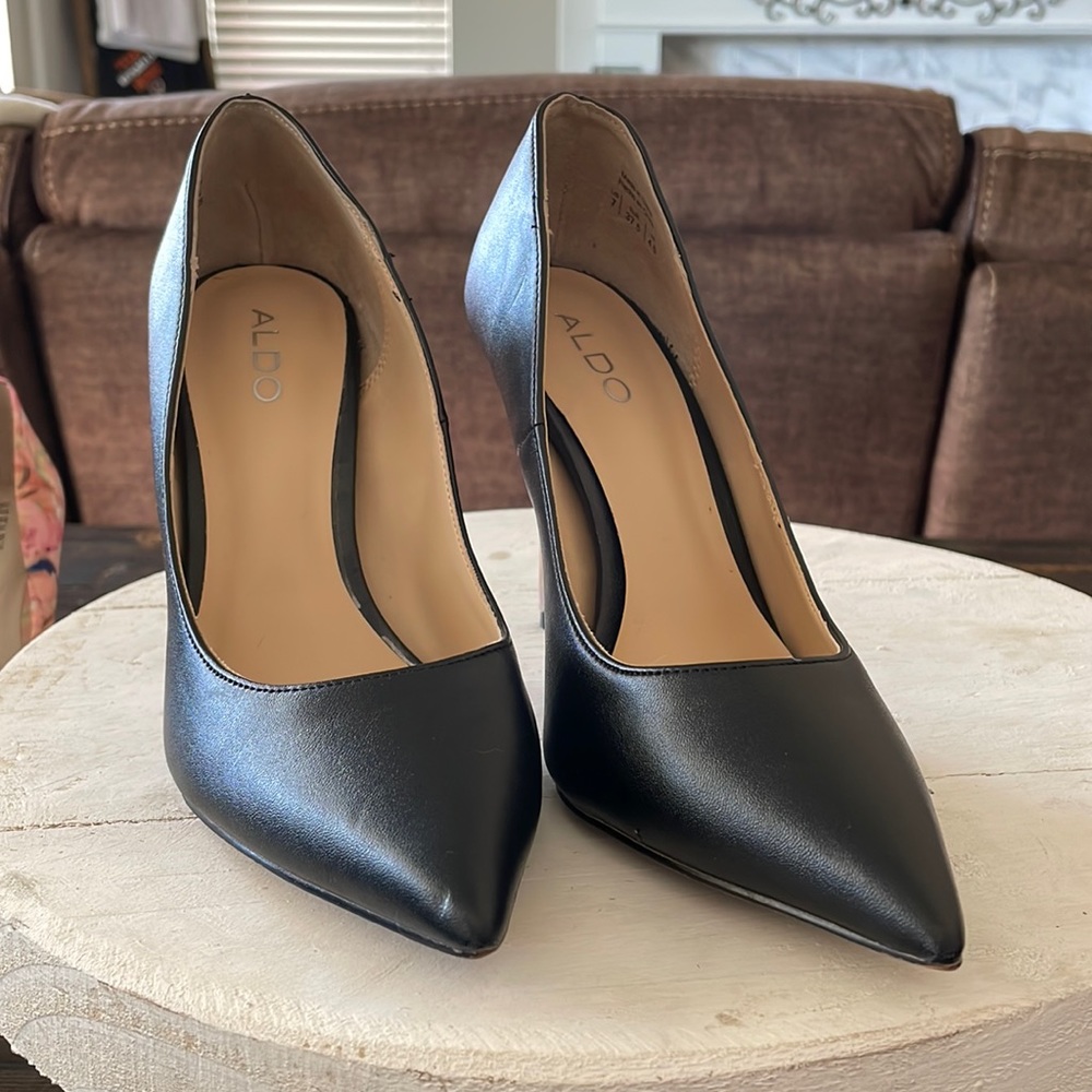 Aldo Black/Silver Heels Size 7